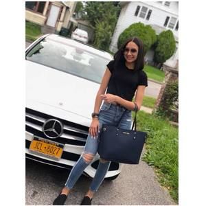 Meet your Posher, Sayelys